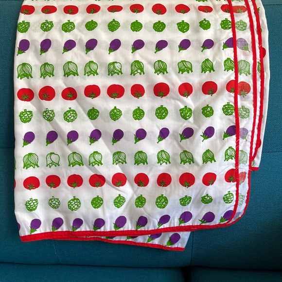 Neiman Marcus 1970s vintage vegetable print table cloth - Picture 6 of 9
